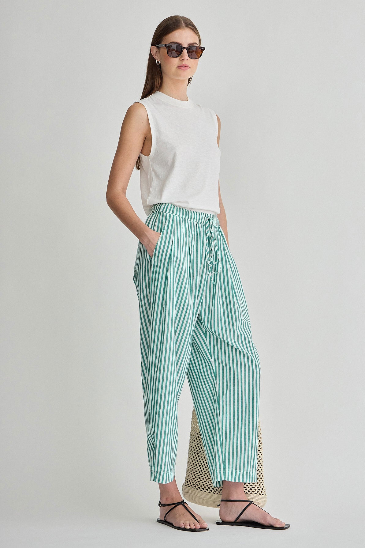 EVERYDAY PULL-ON PANT