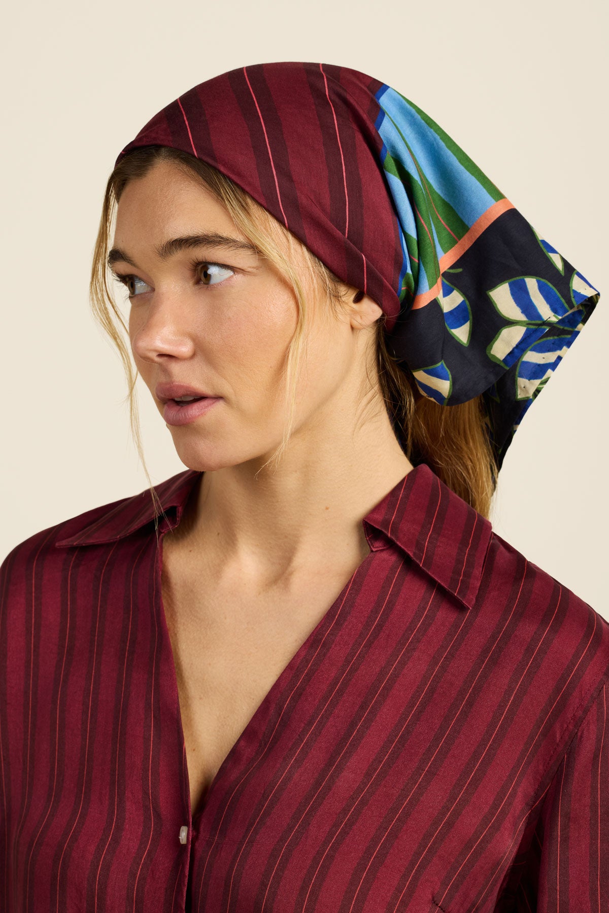 Charlotte Scarf Mod Botanica/ Garnet Stripe