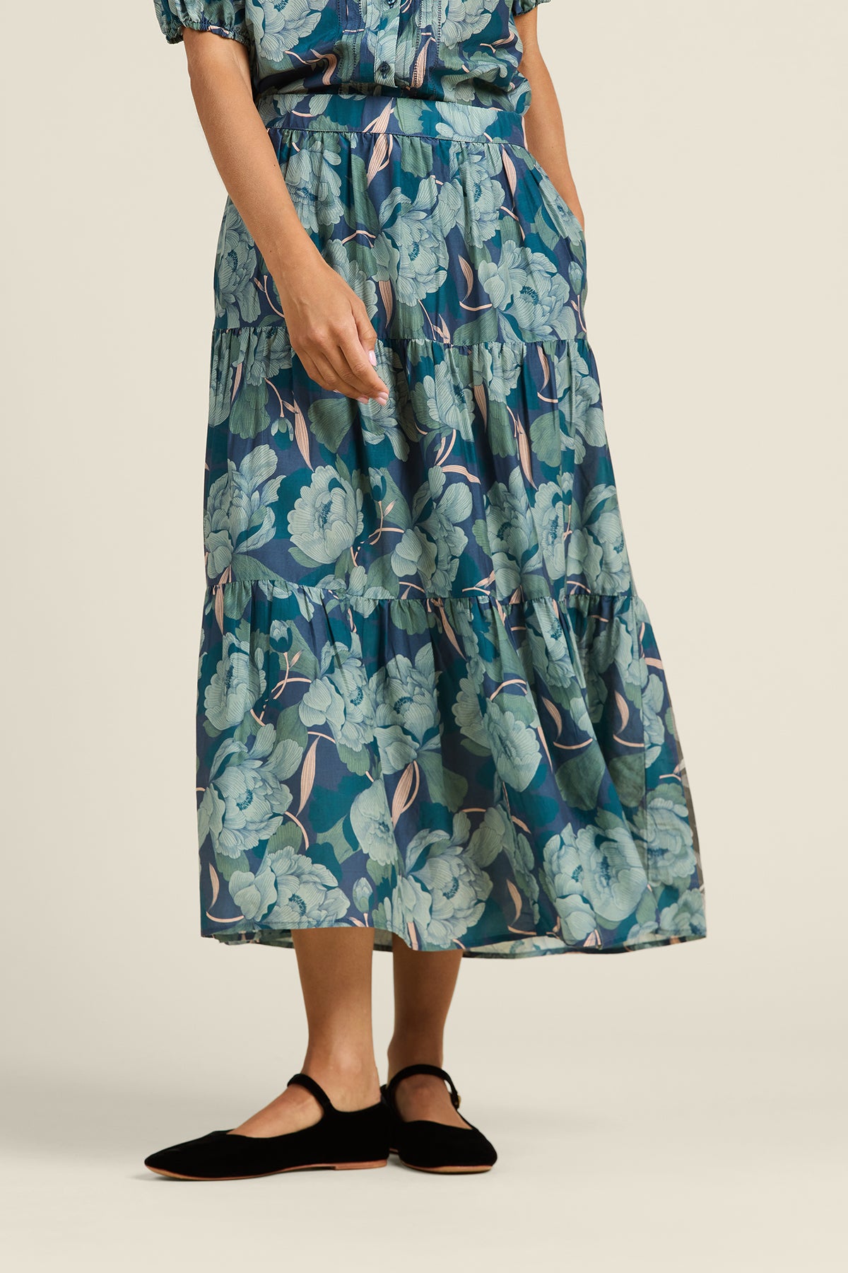 McKenna "C" Skirt Hushed Meadow | Trovata | MARKET