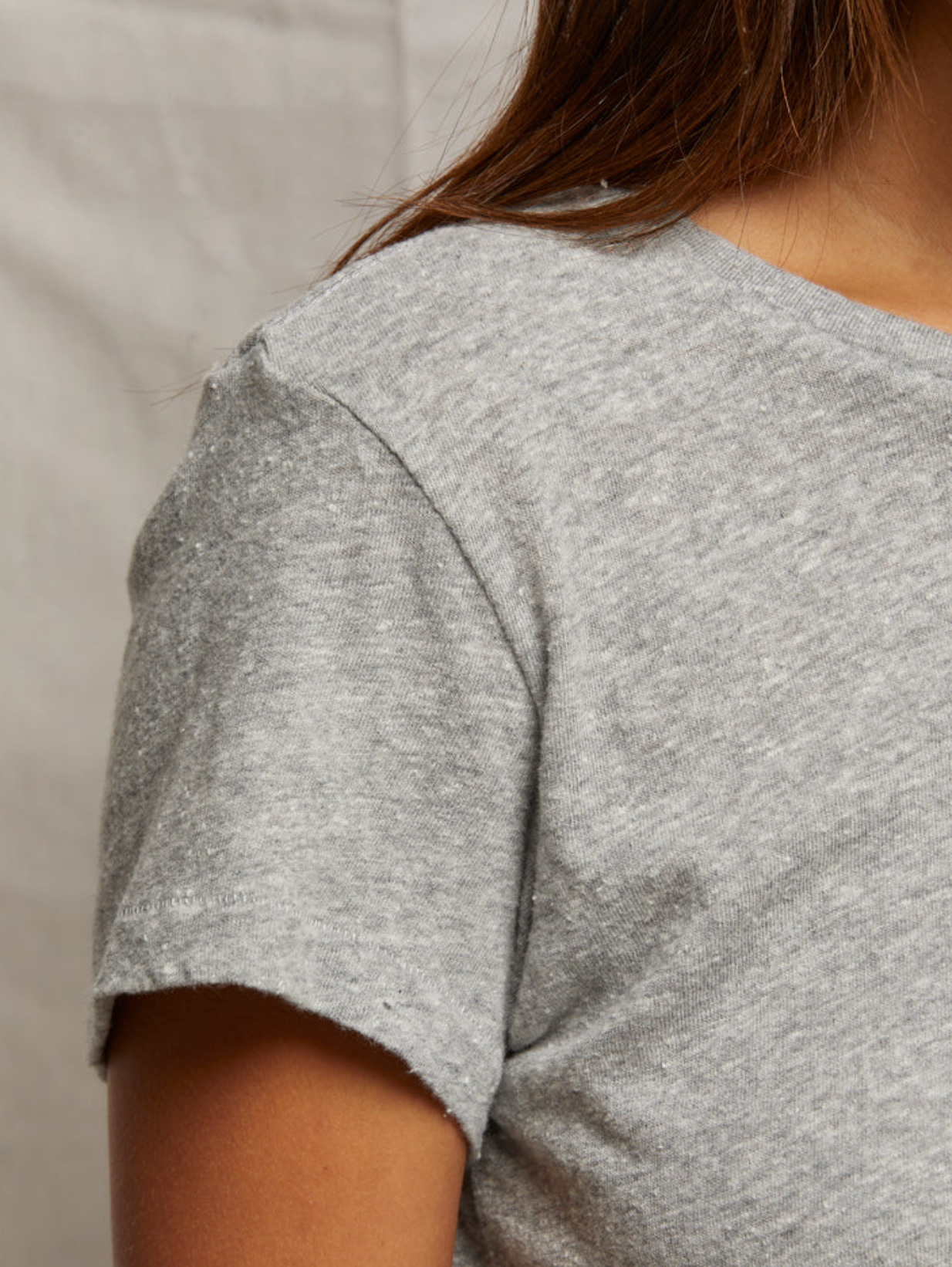 Lisa Tee grey | Perfect White tee | MARKET