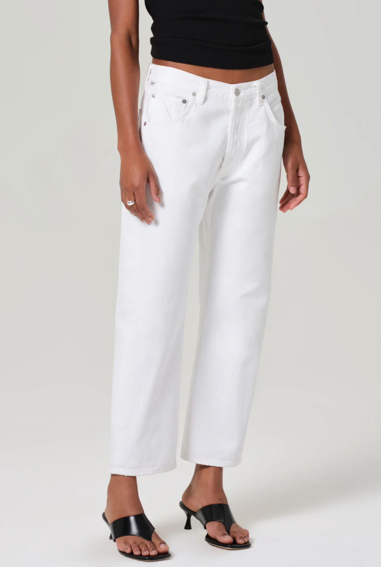 Winslow in canyon (white) | COH | MARKET