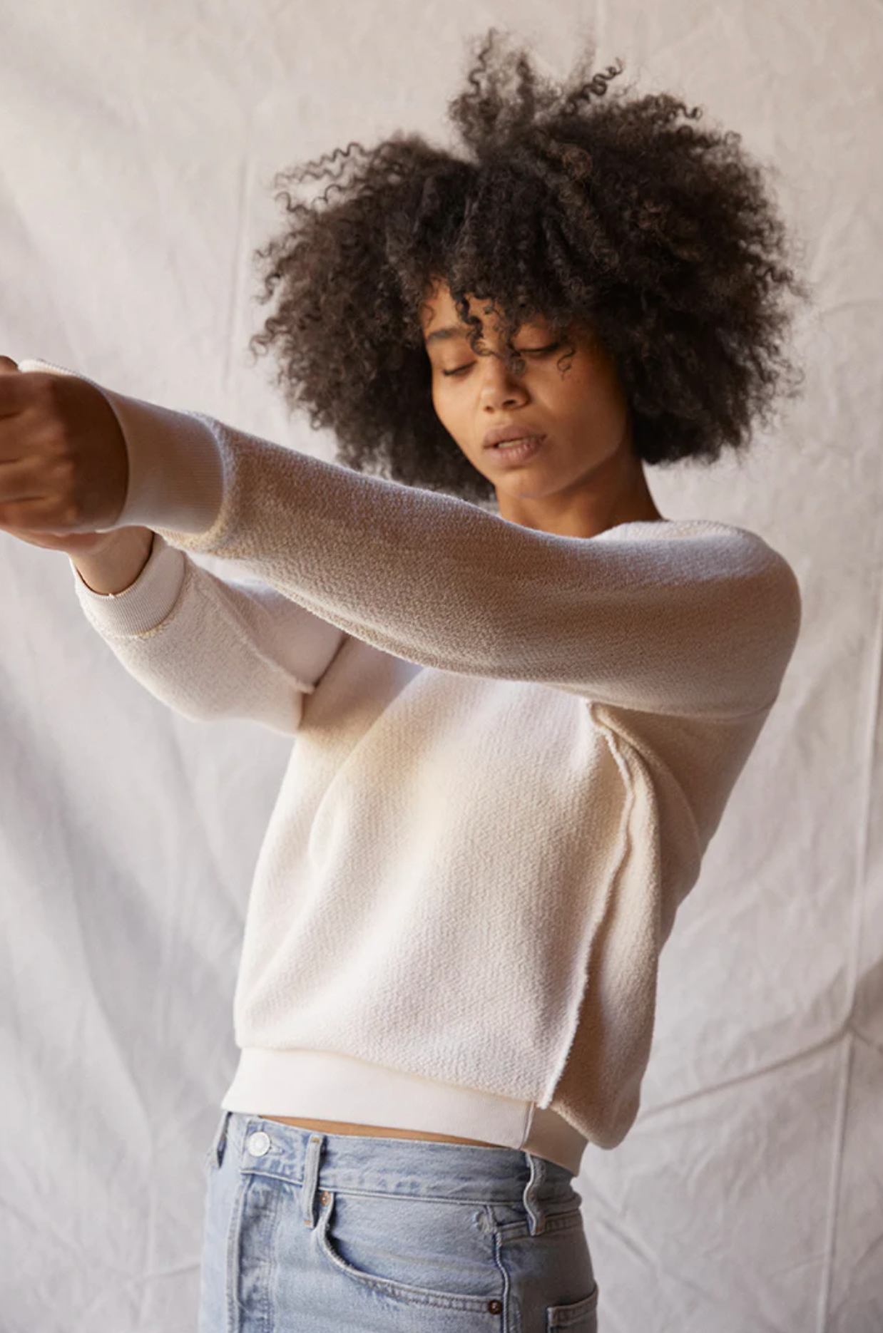 Reverse Fleece Sugar | perfect white tee | market