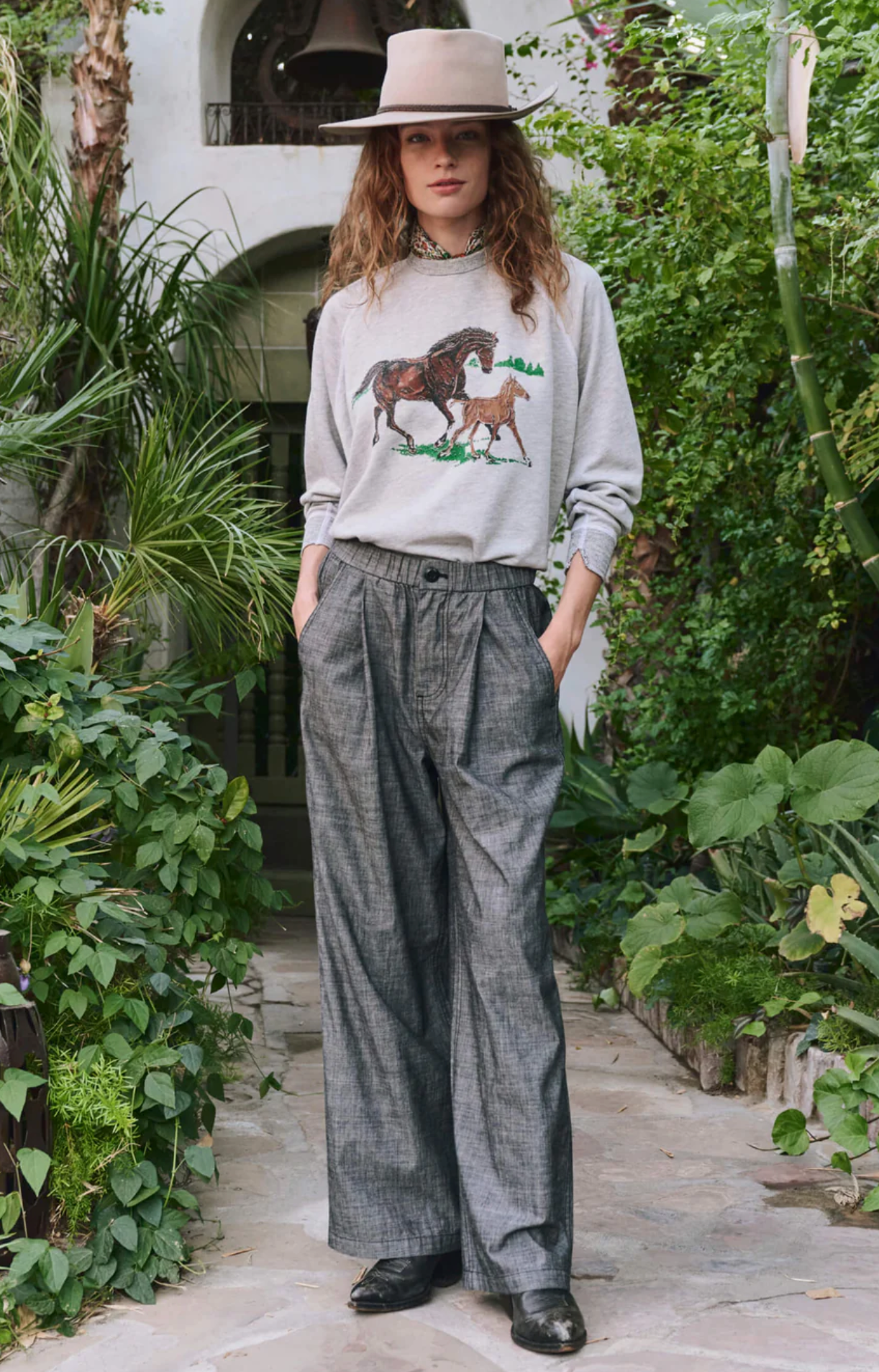College sweatshirt running horses | The Great | MARKET