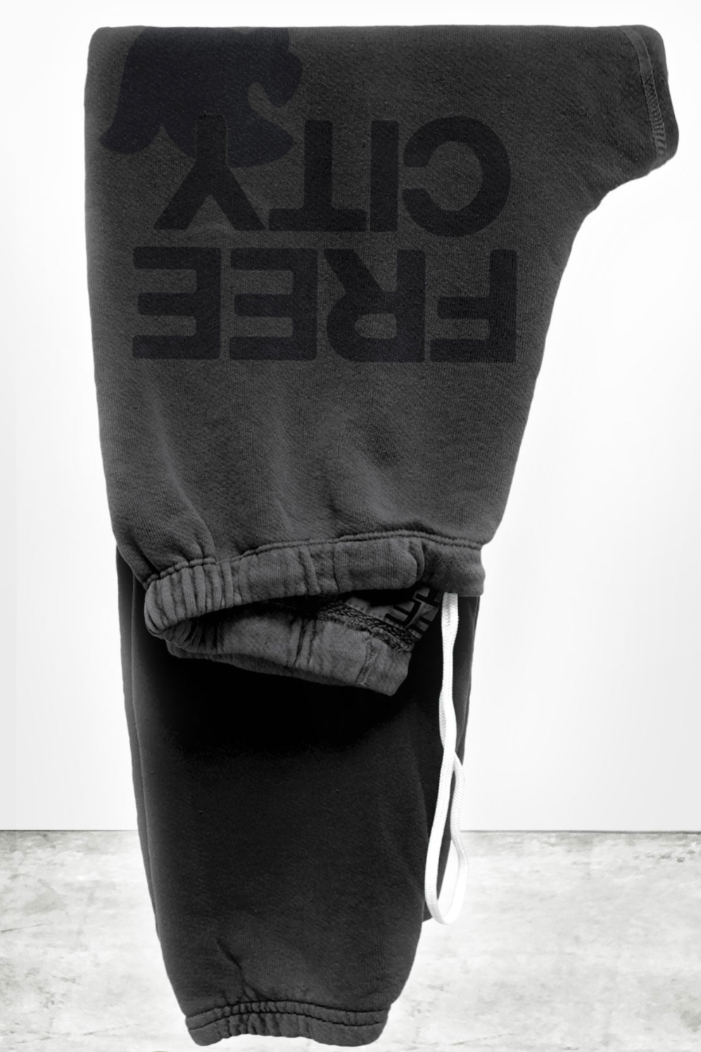 Freecity sweatpant volcano | Freecity | MARKET