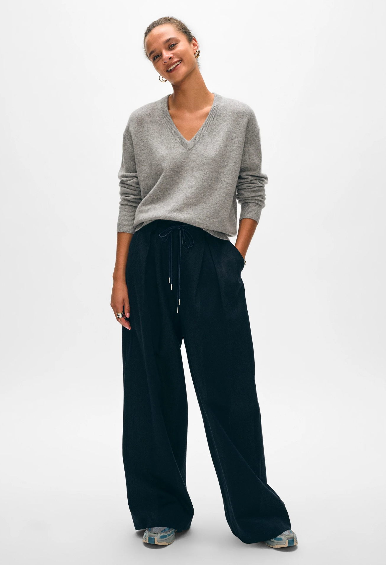 Cashmere v-neck h grey | White & Warren | MARKET