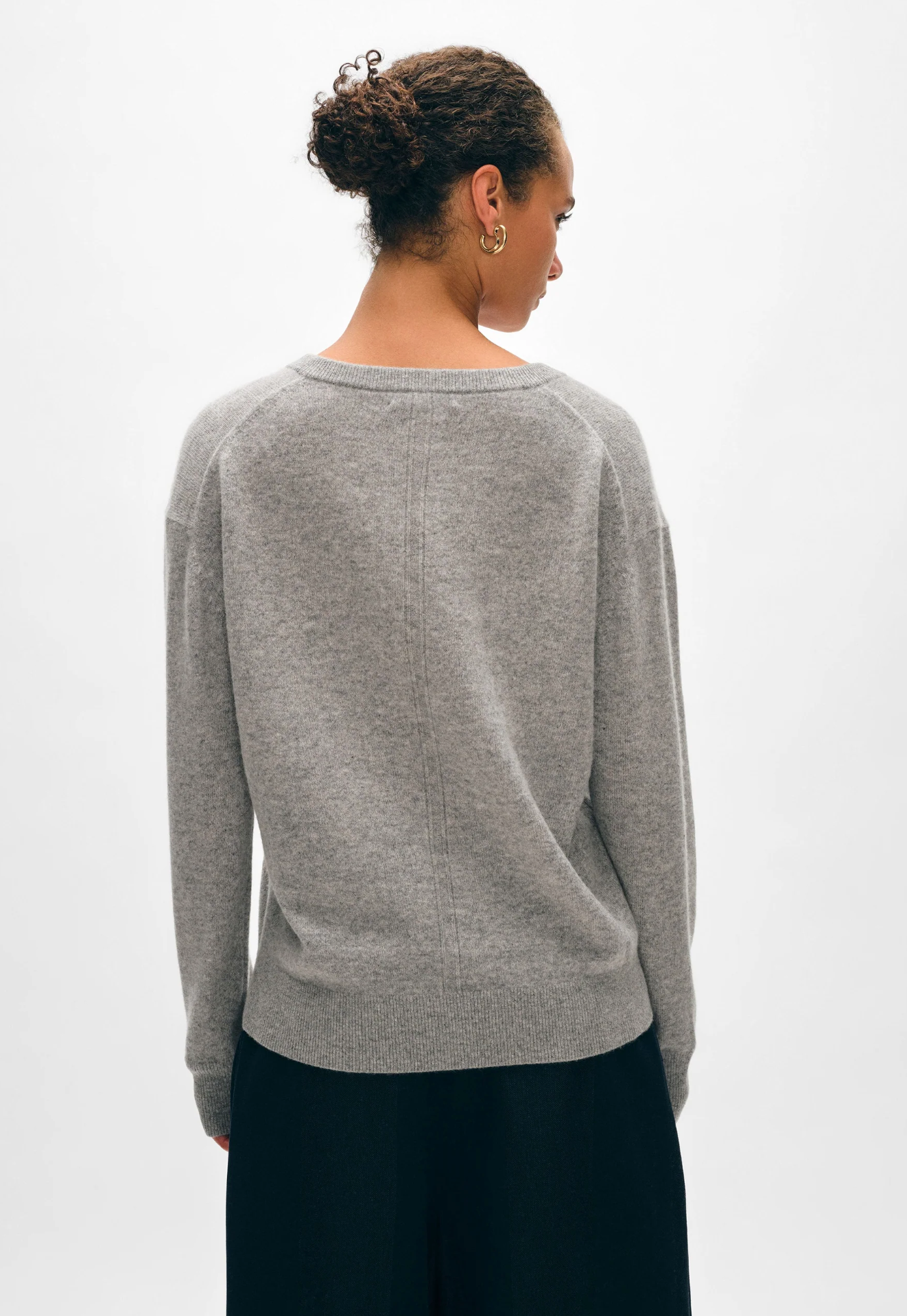 Cashmere v-neck h grey | White & Warren | MARKET