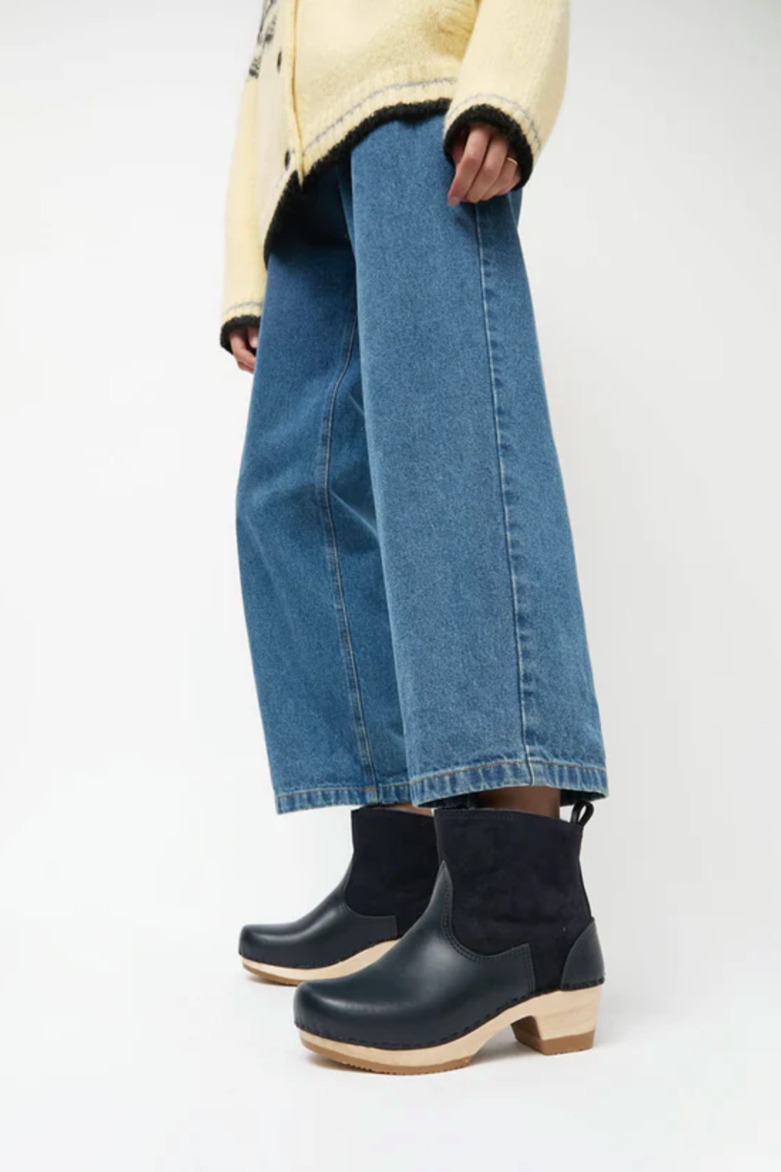 5" pull on shearling boot mid heel navy/night| | No.6 | MARKET