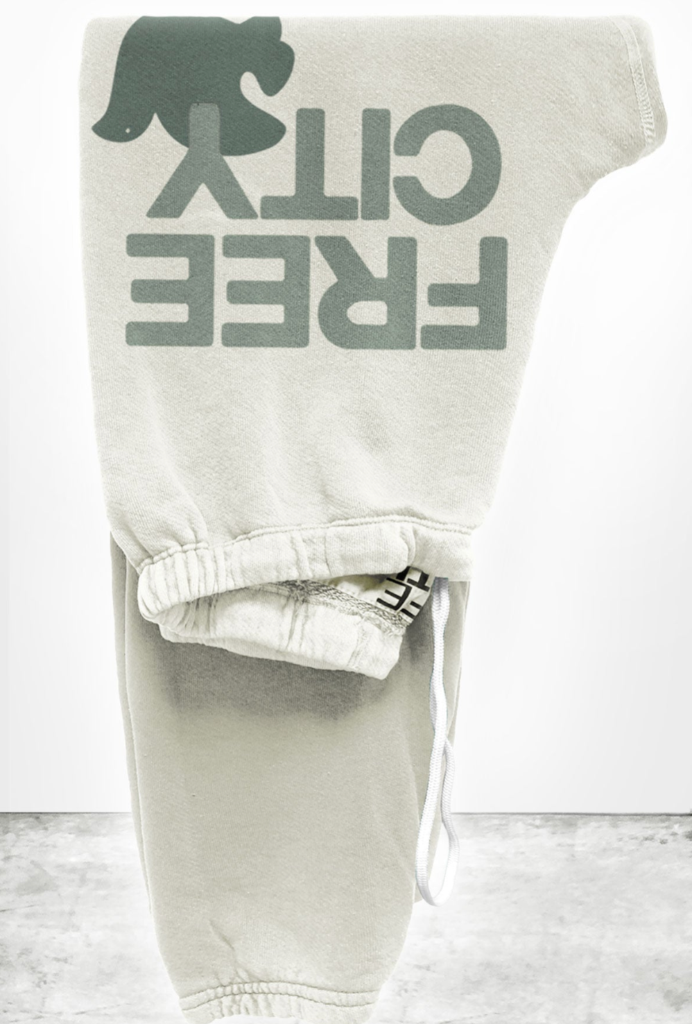 Freecity sweatpant cream | Freecity | MARKET