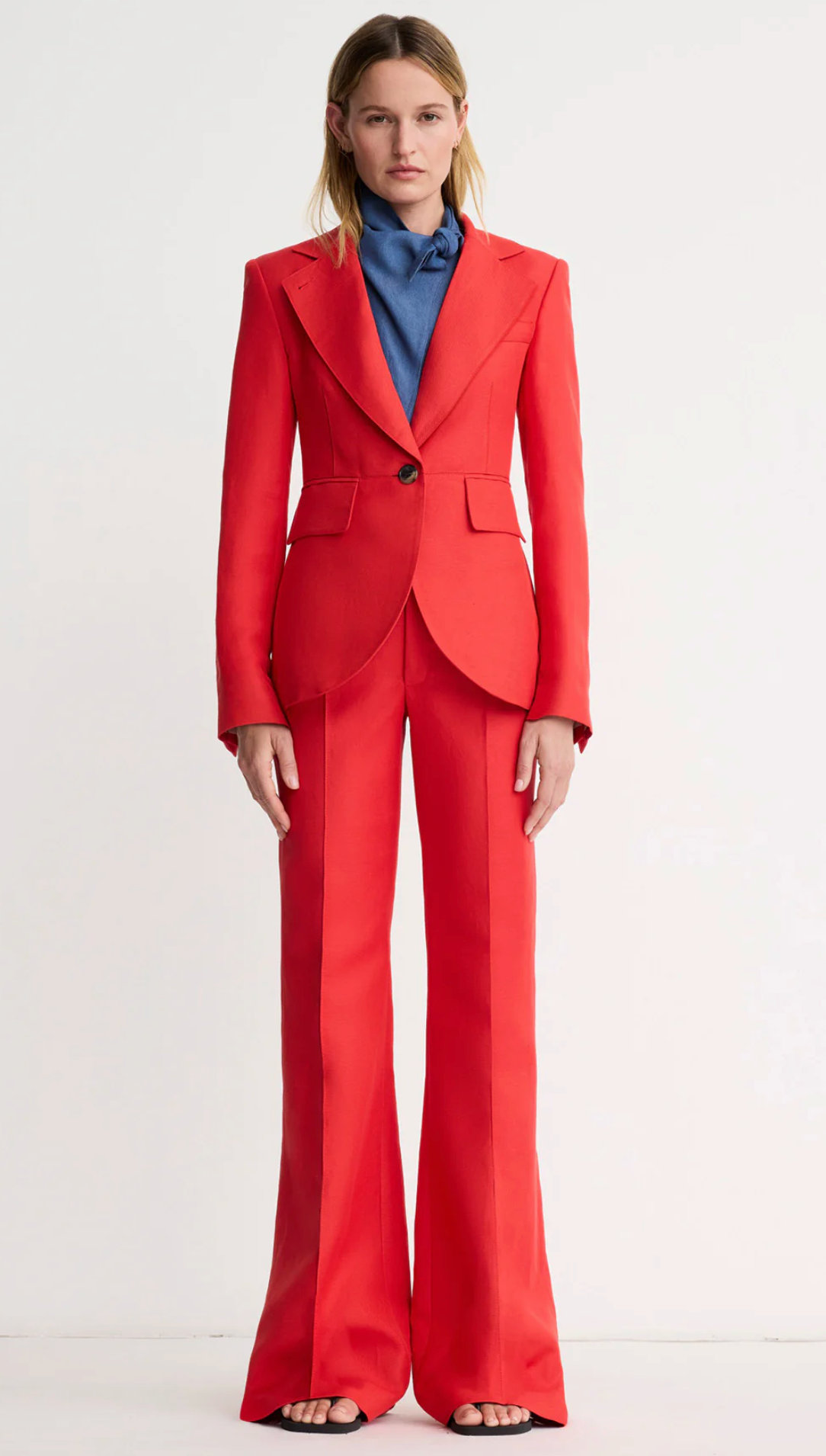 Wide Leg Pintuck Trouser
