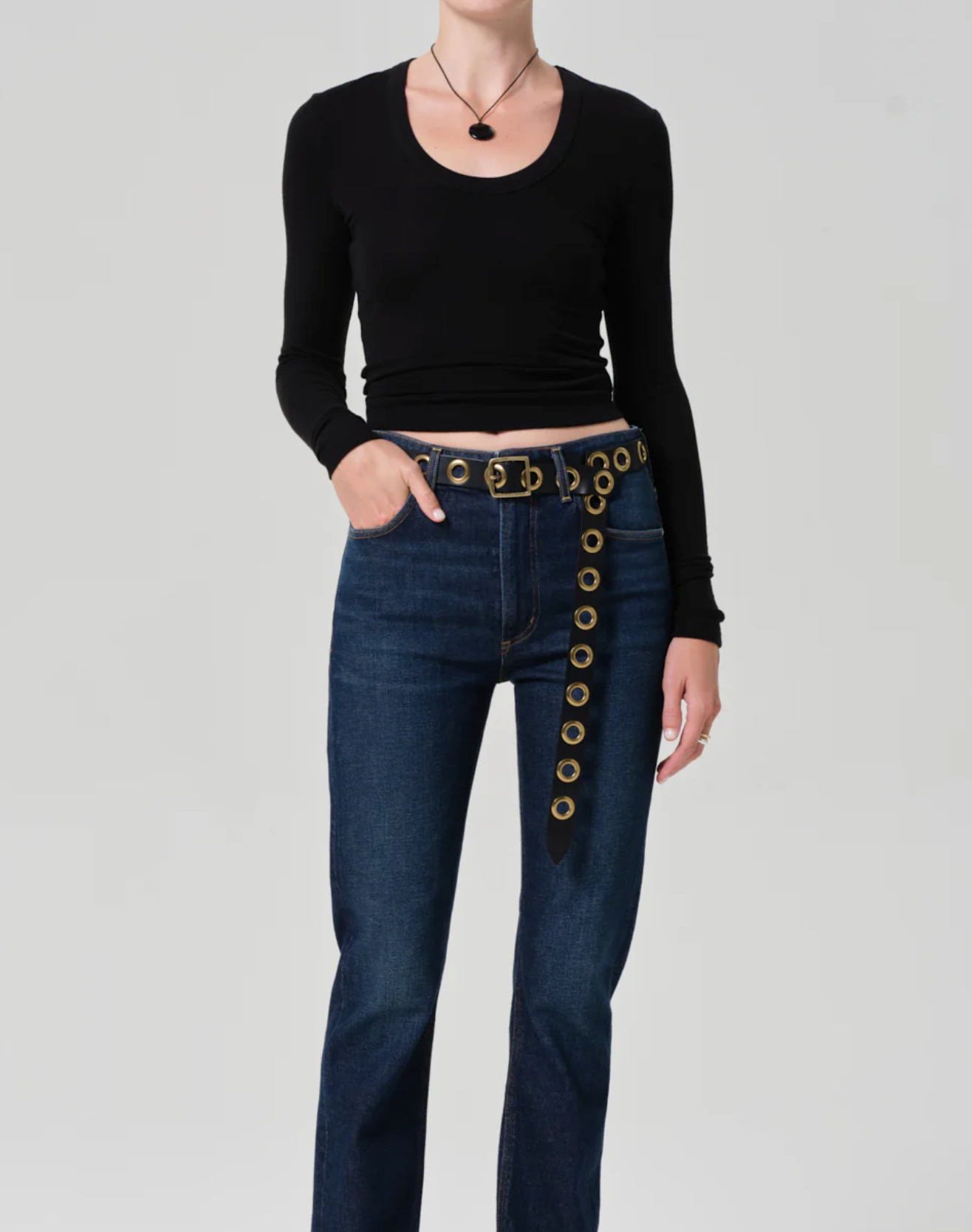 Mara t in black | COH | MARKET