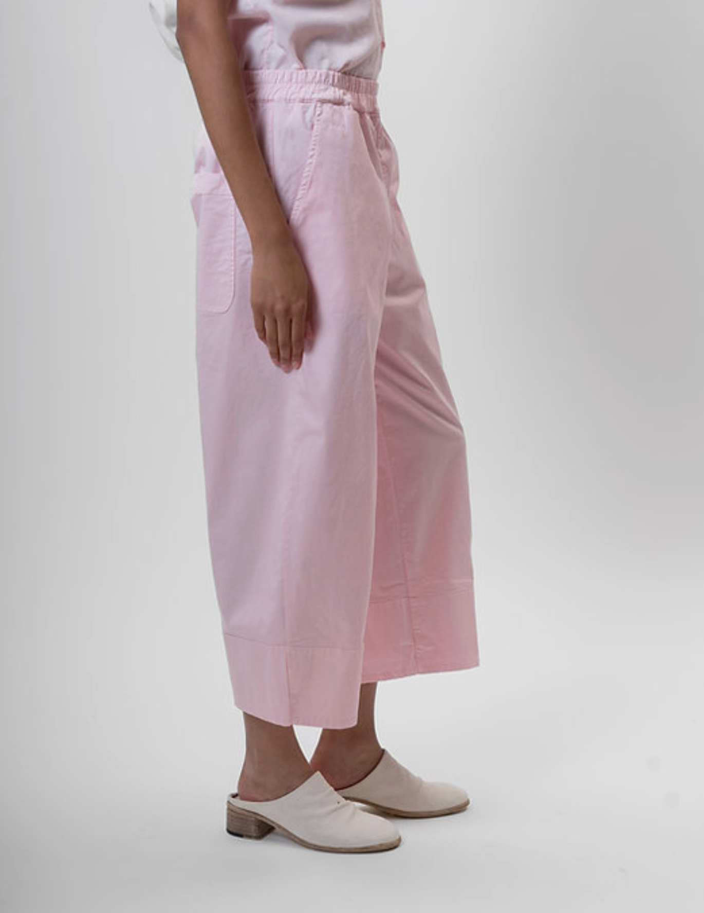 Wide leg pull -on pink | Aequamente | MARKET