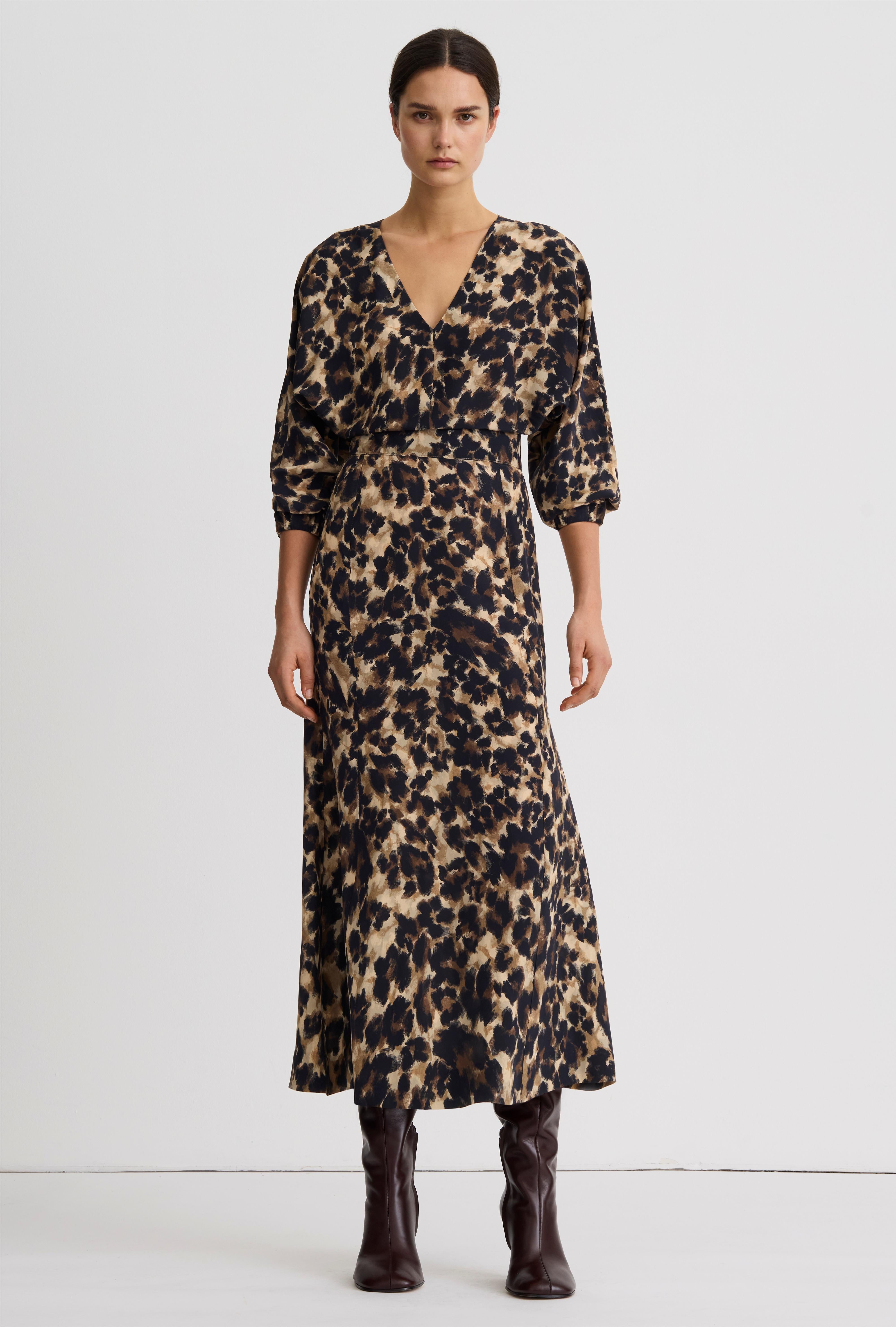 V-Neck Flounce Hem Dress | Smythe | MARKET