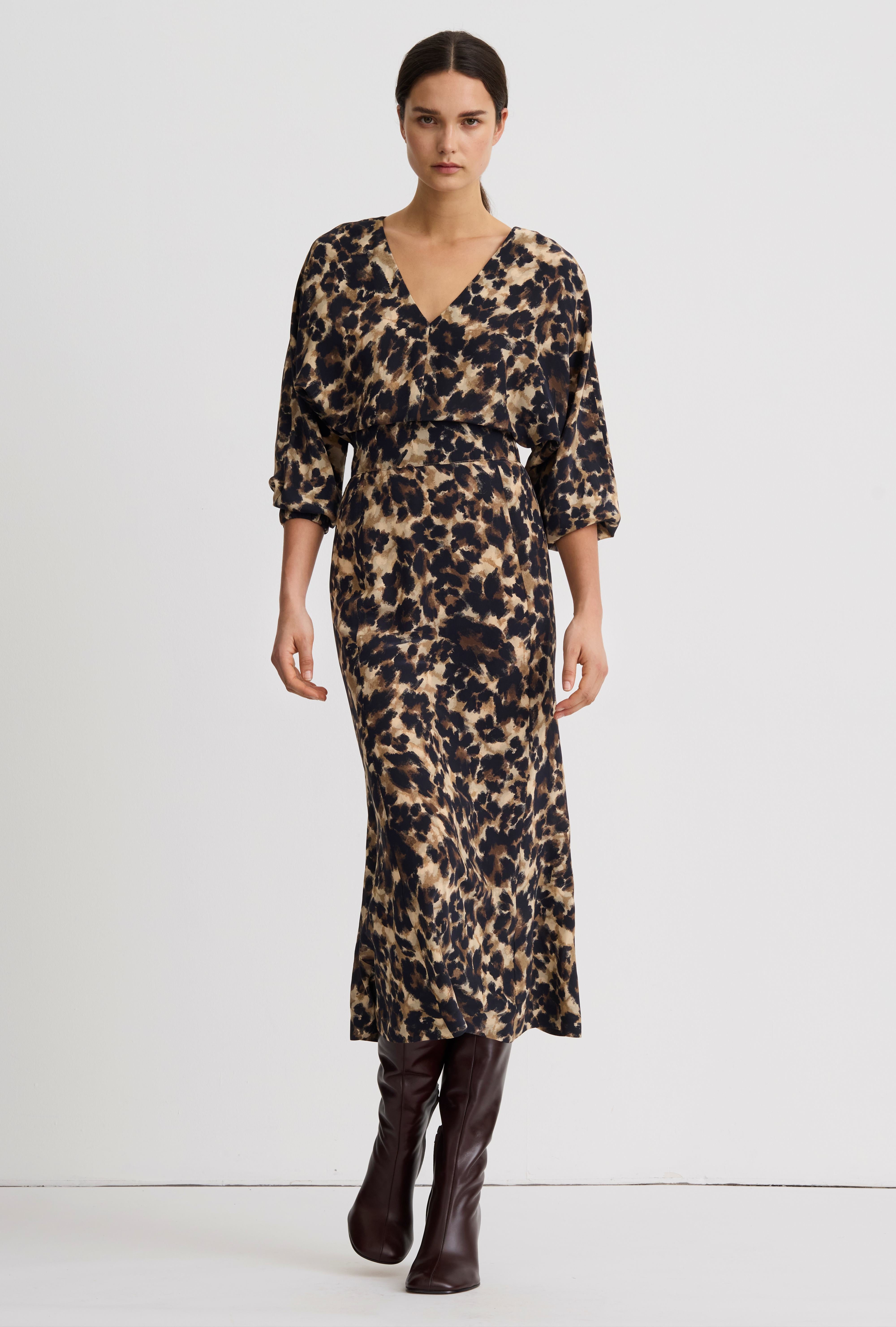 V-Neck Flounce Hem Dress | Smythe | MARKET