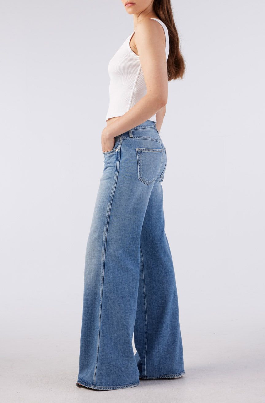 FAITH FLARE | AMO | MARKET