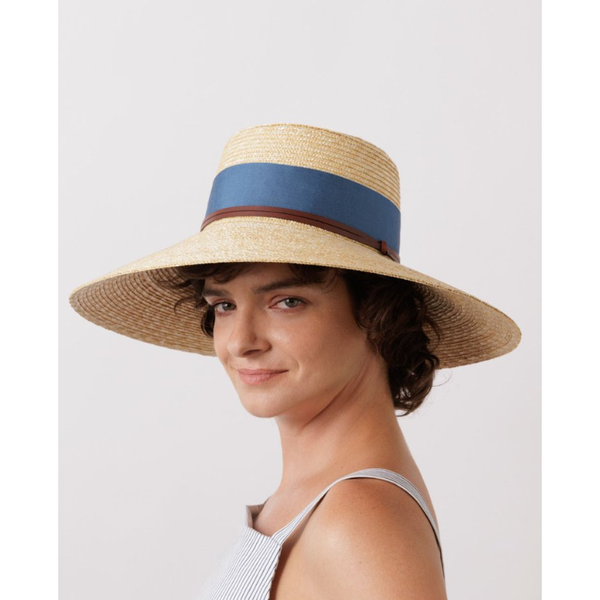 Arles Hat