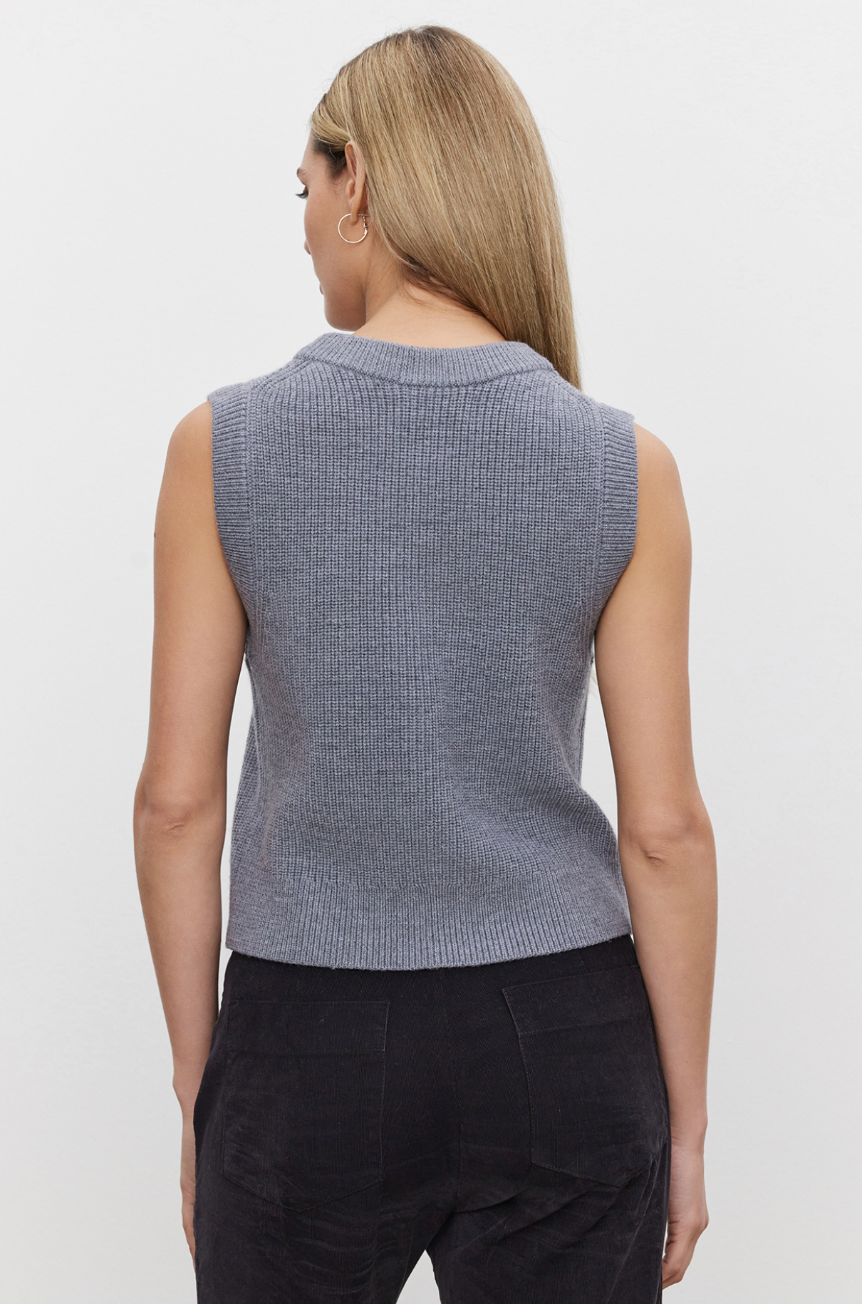 Lu vest in gray