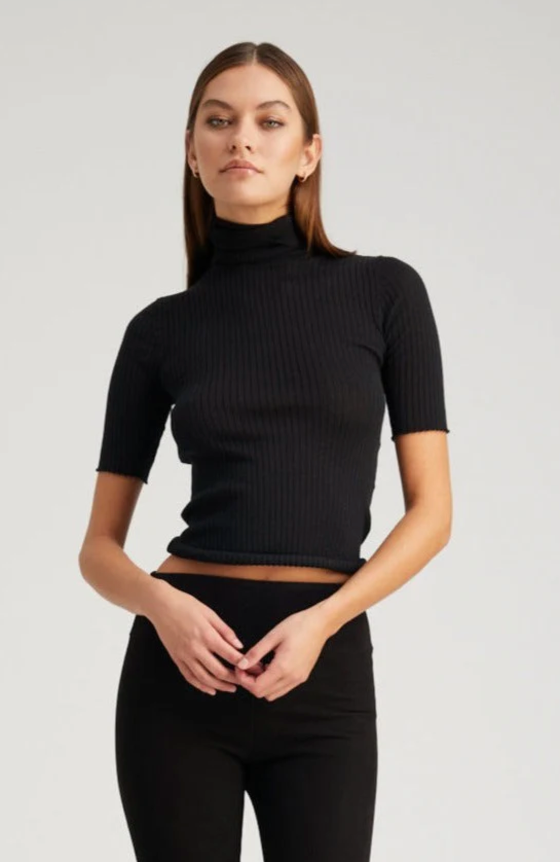 S/S turtleneck black