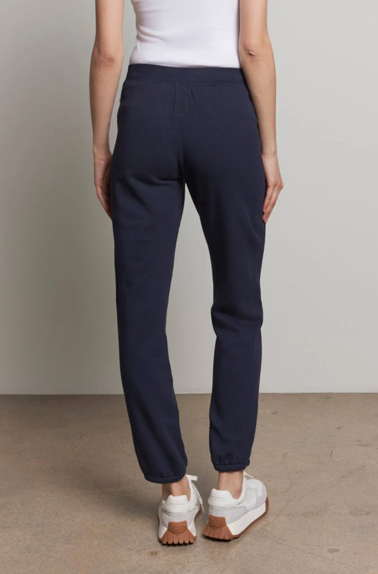 Velvet Zuma Sweatpant. navy | MARKET 