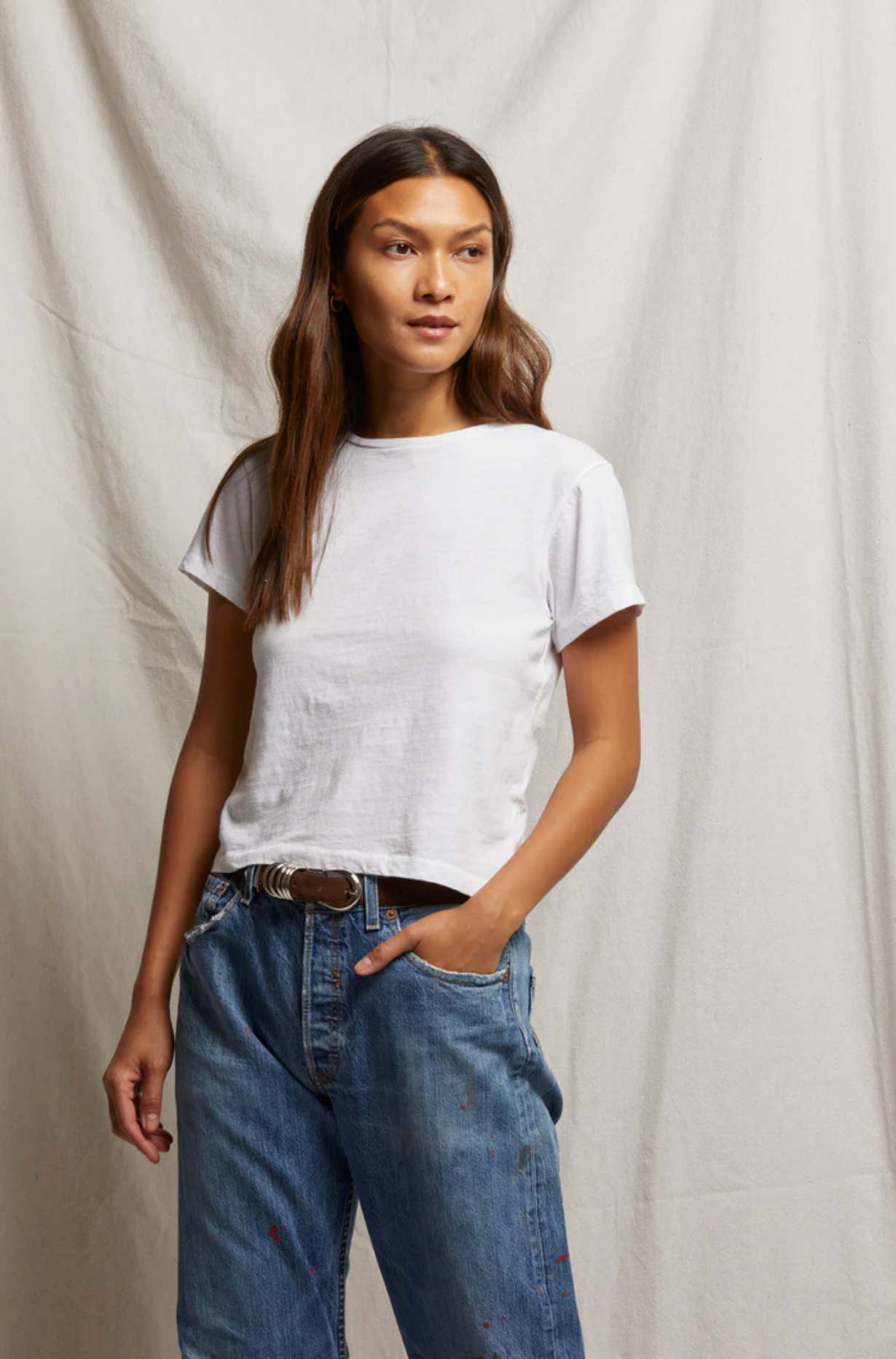 Lisa Tee white | Perfect white tee | MARKET 