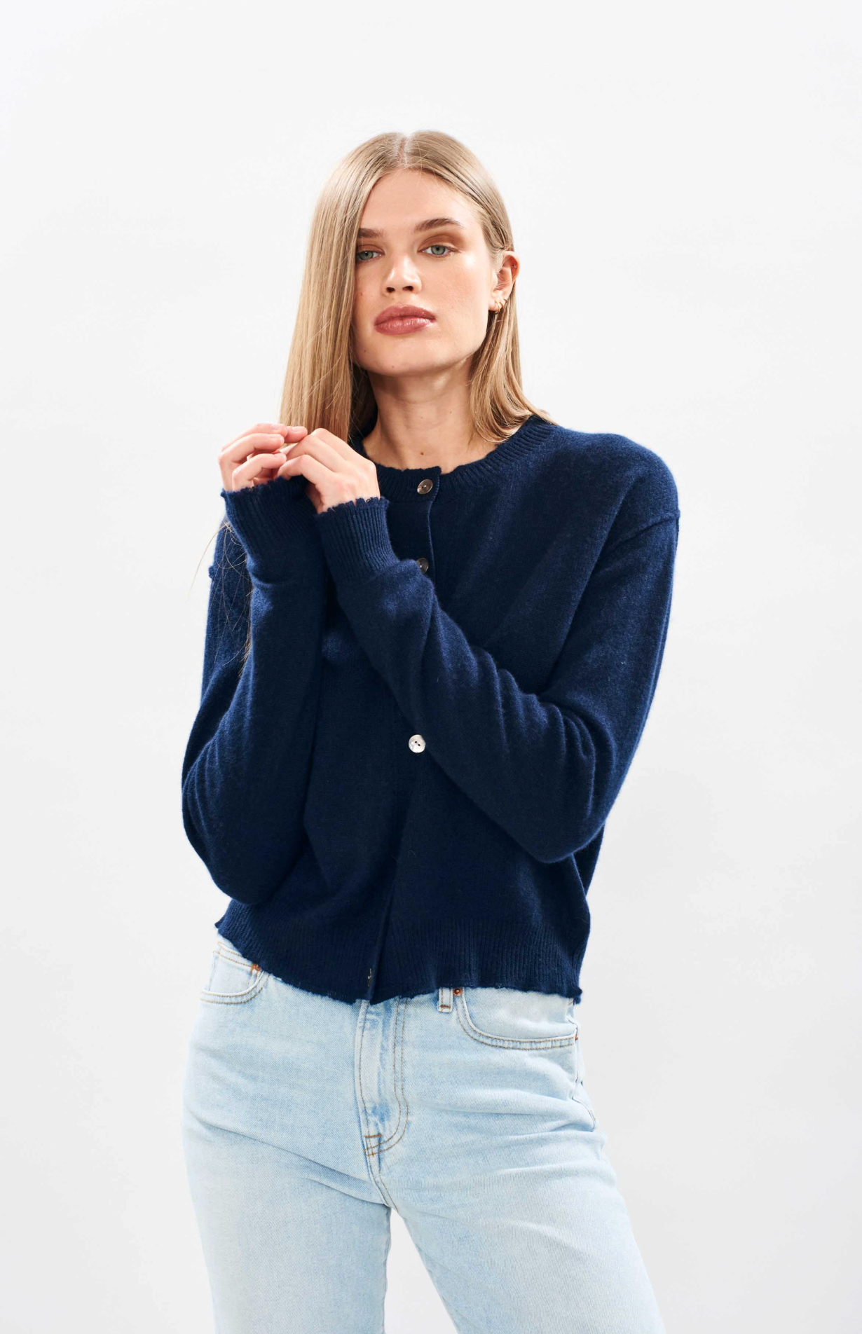 Distressed Cardigan navy | Jumper | MARKET