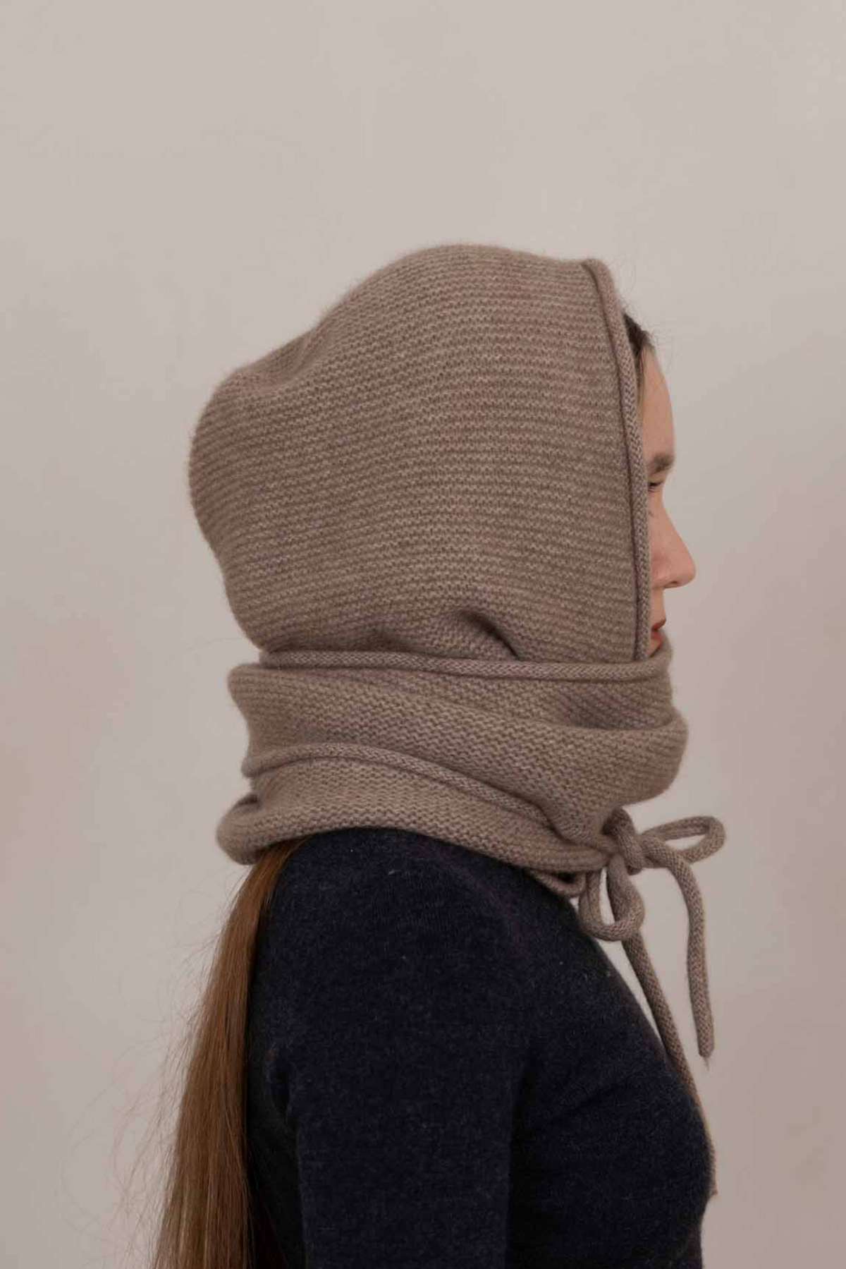 hooded scarf beige | MARKET