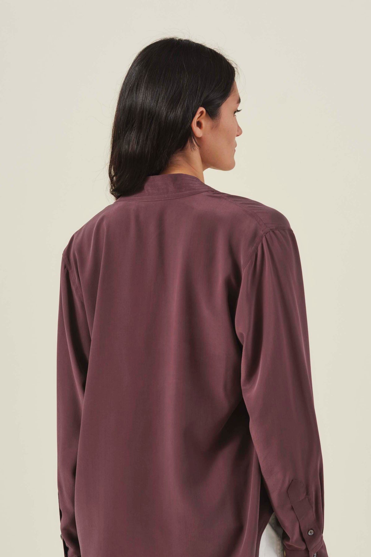 MAYA in date | Velvet | MARKET