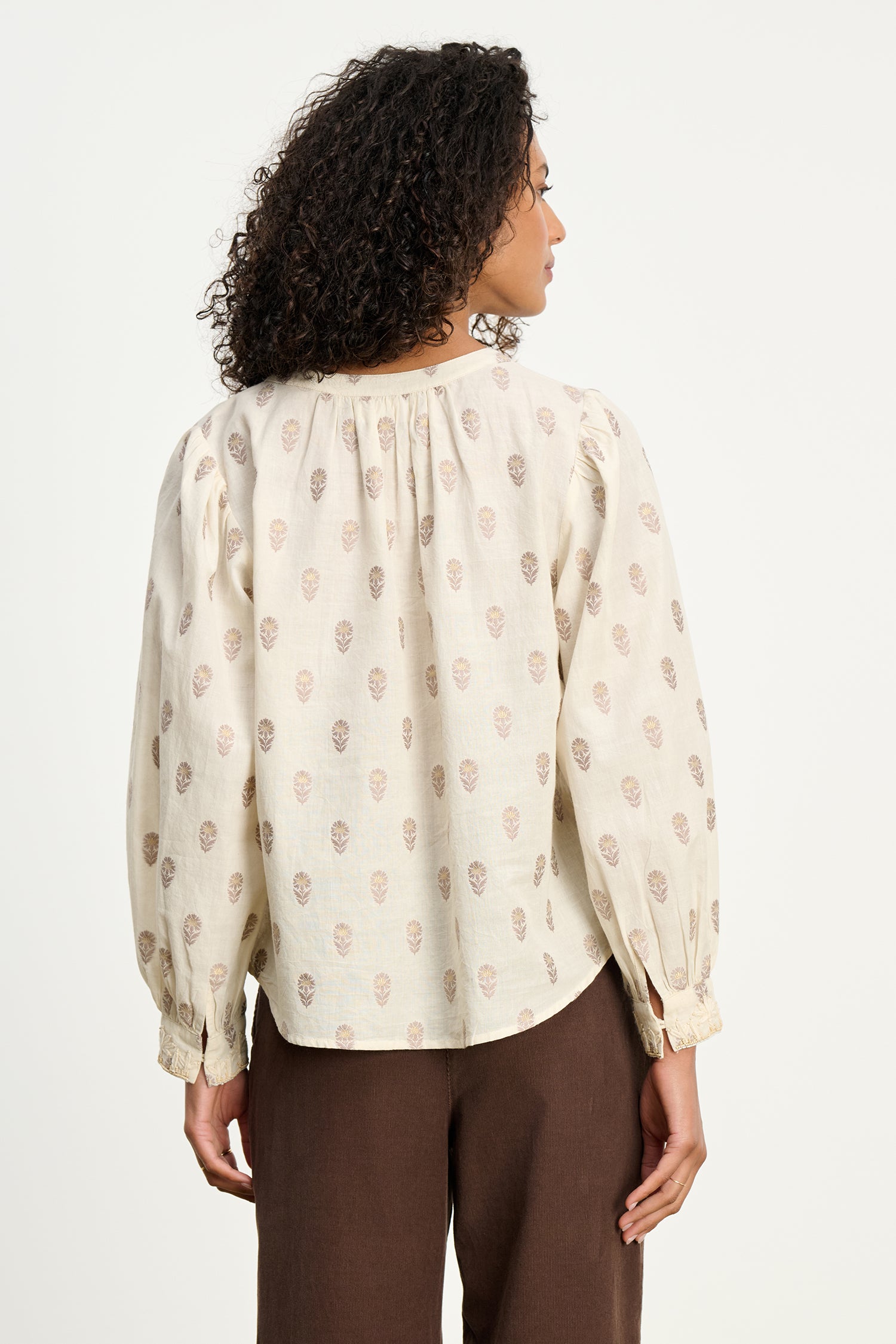 ANA cream | Velvet | MARKET 