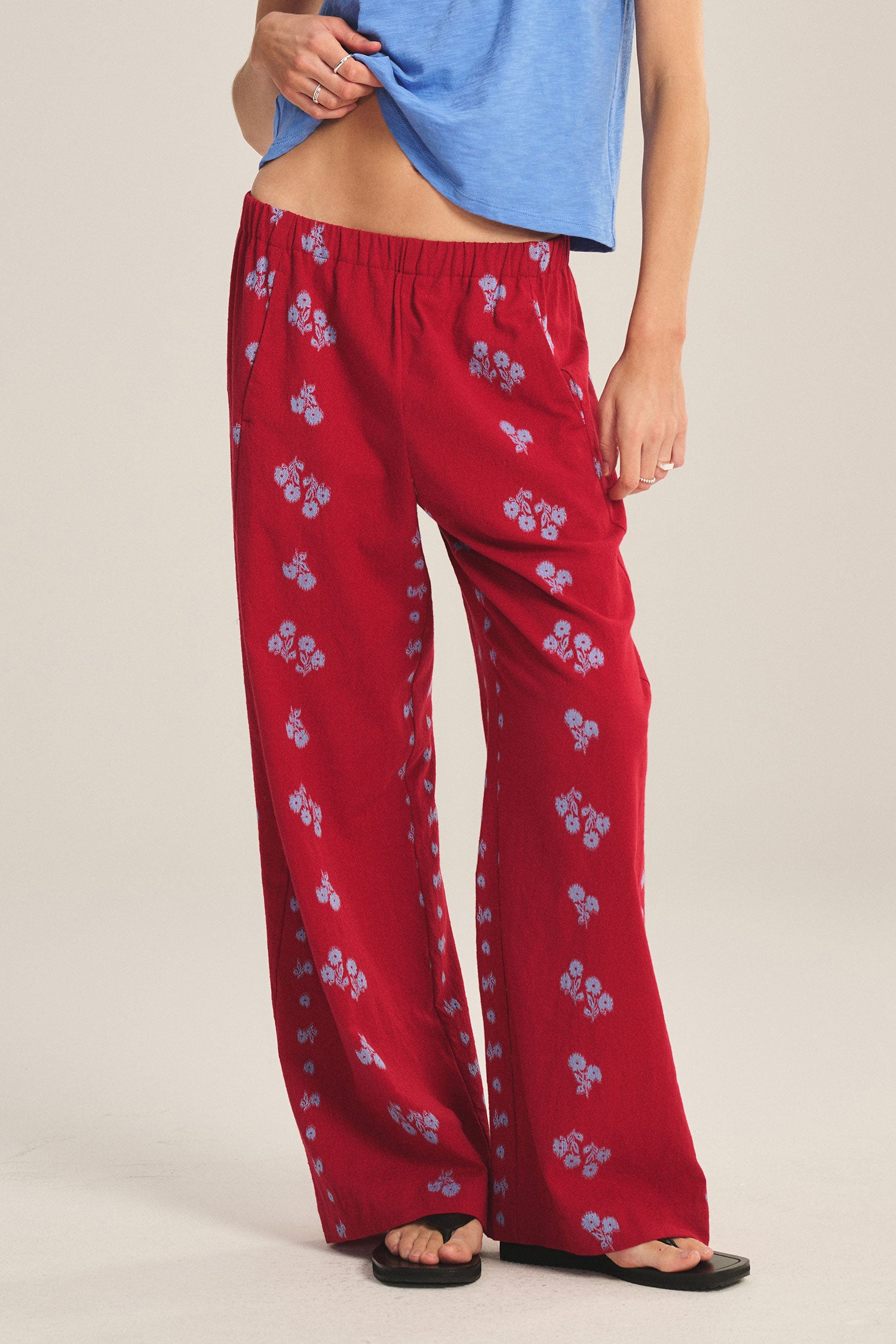 Nellie pant red | Velvet | MARKET