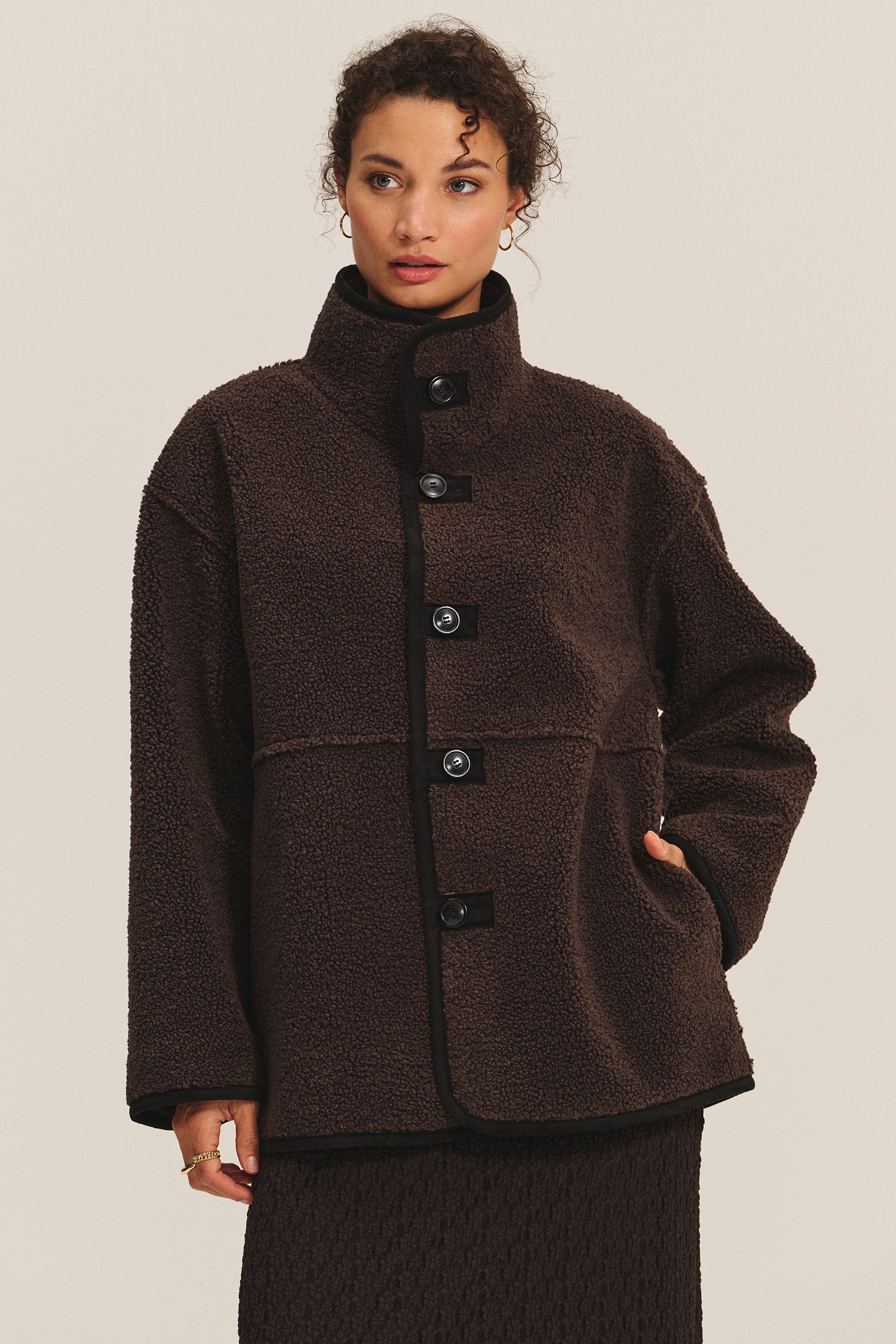 Shona revrsible jacket in espresso | Velvet | MARKET