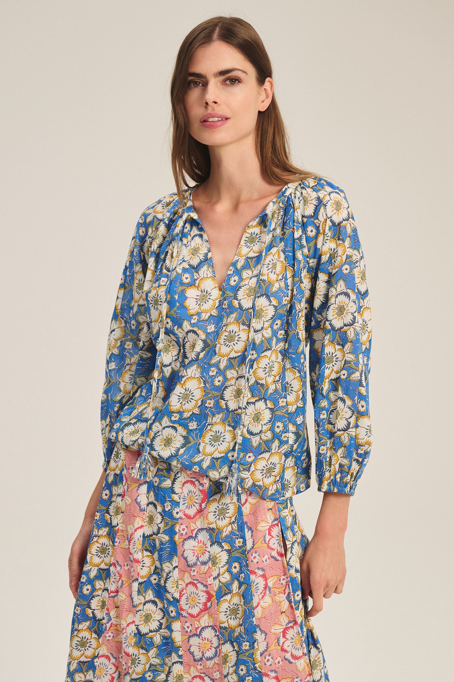 Reese blue | Velvet | MARKET