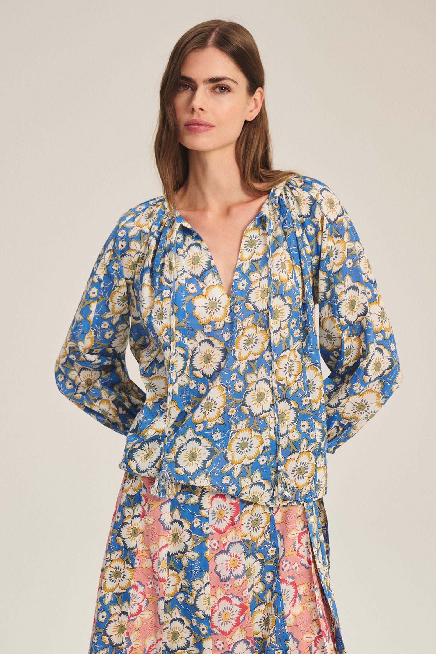 Reese blue | Velvet | MARKET