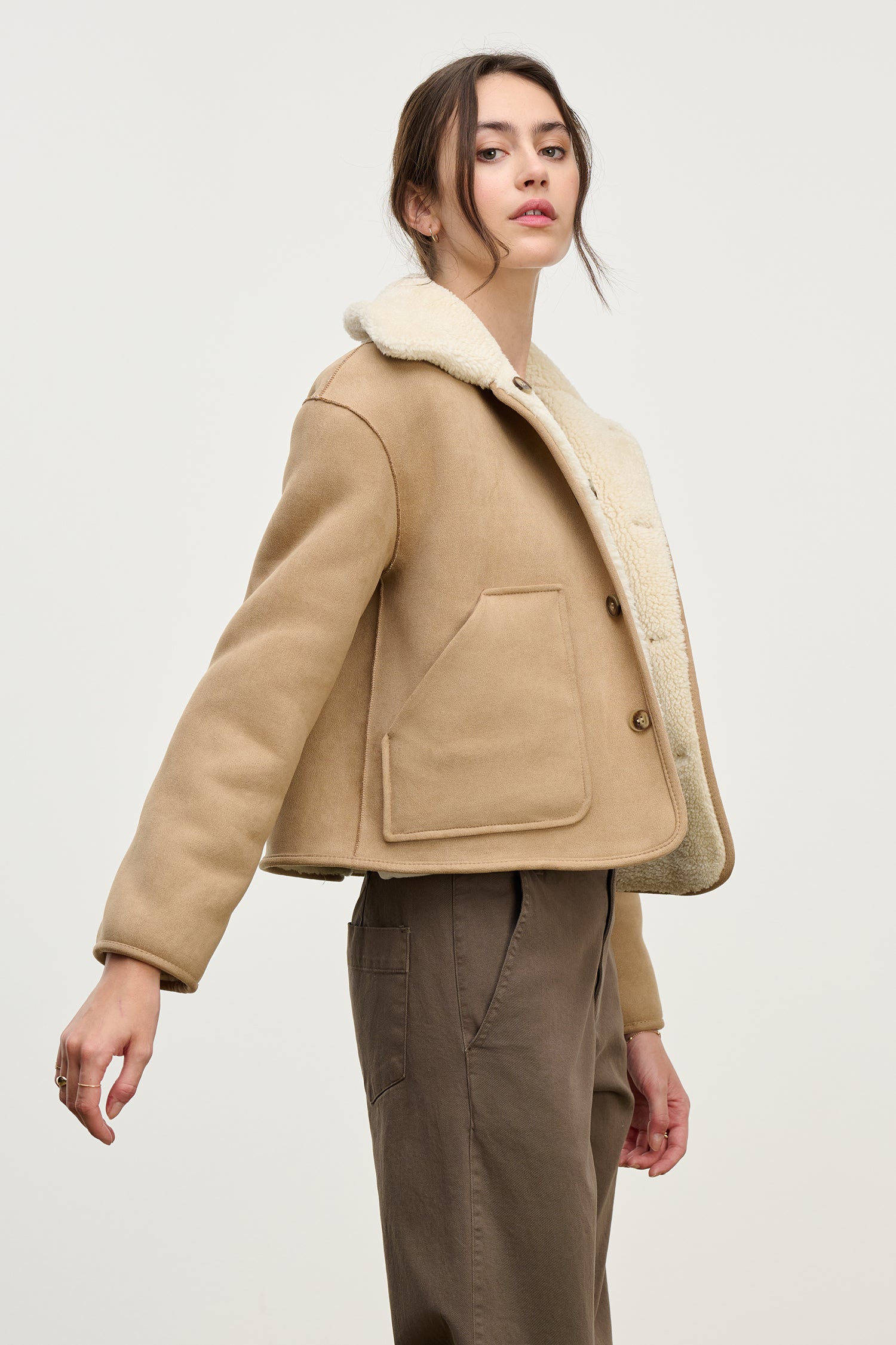 Amara reversible jacket in sand | Velvet | MARKET
